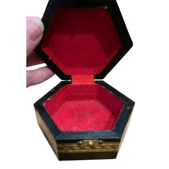 VTG Octagonal Lidded Trinket Jewelry Keepsake Box Red Inside Marquetry Inlaid - Picture 7 of 8